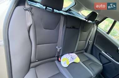 Универсал Volvo V60 2014 в 