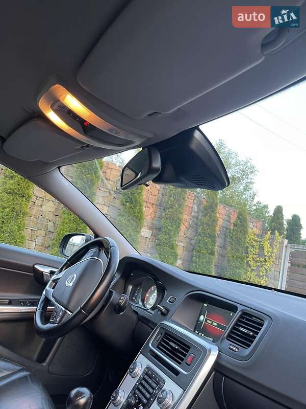 Универсал Volvo V60 2014 в Звягеле