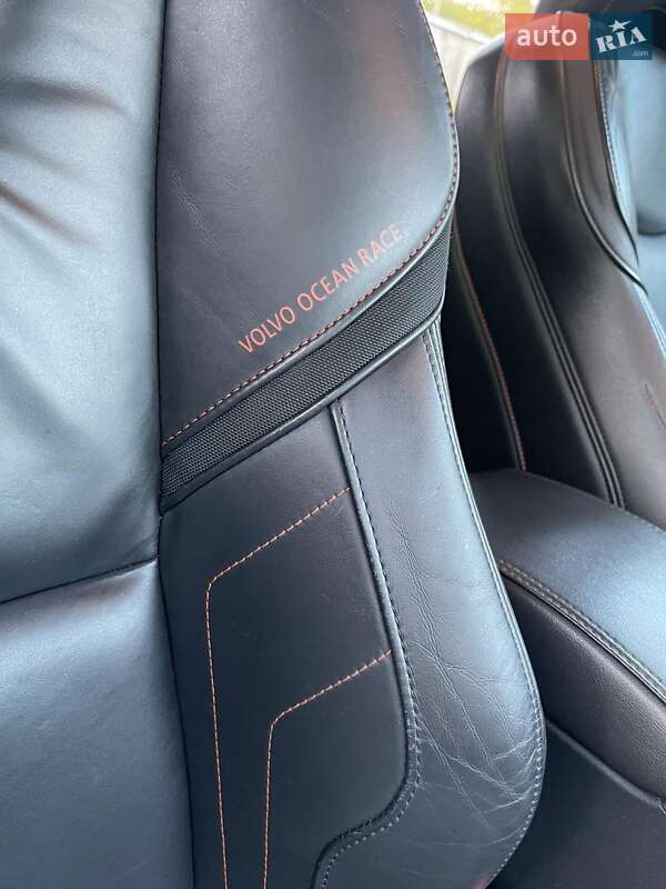 Универсал Volvo V60 2014 в Звягеле