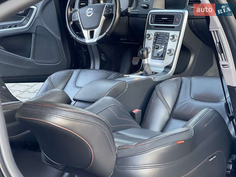 Универсал Volvo V60 2014 в Звягеле