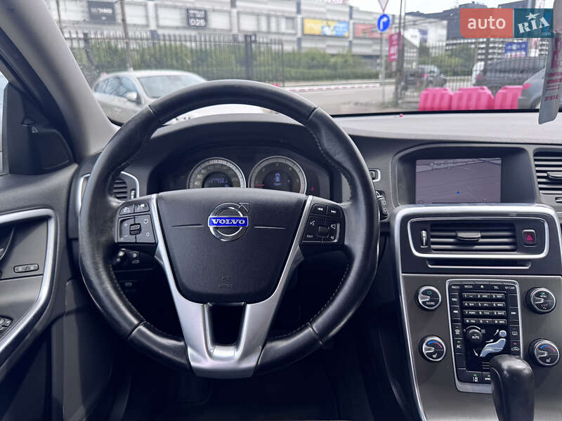 Универсал Volvo V60 2012 в Киеве