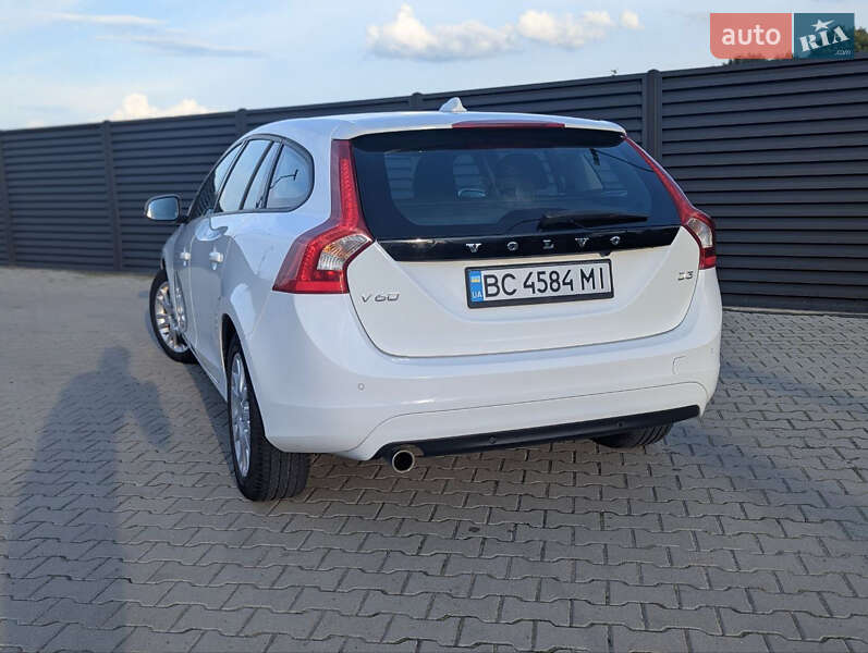 Универсал Volvo V60 2016 в Радехове