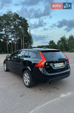 Универсал Volvo V60 2011 в 