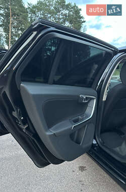 Универсал Volvo V60 2011 в 