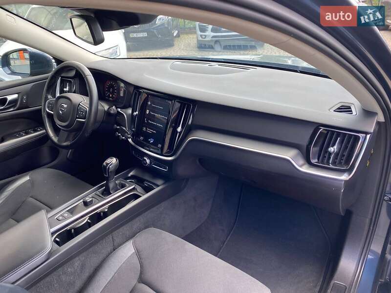 Универсал Volvo V60 2019 в Львове