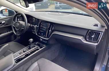 Универсал Volvo V60 2019 в 