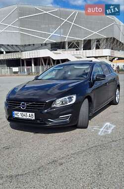 Универсал Volvo V60 2014 в 