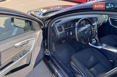 Универсал Volvo V60 2013 в 