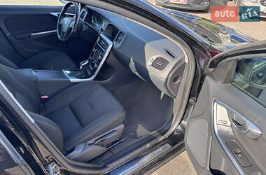 Универсал Volvo V60 2013 в 
