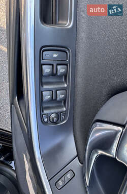 Универсал Volvo V60 2013 в 