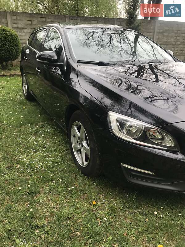 Универсал Volvo V60 2014 в Стрые