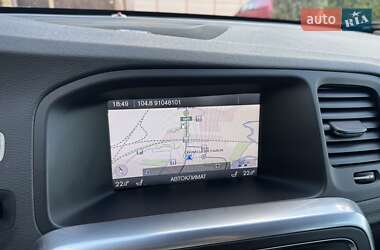 Универсал Volvo V60 2012 в 