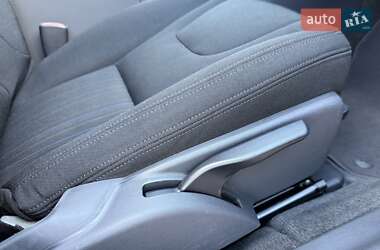 Универсал Volvo V60 2012 в 