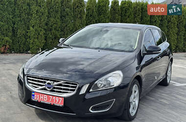 Універсал Volvo V60 2012 в Луцьку
