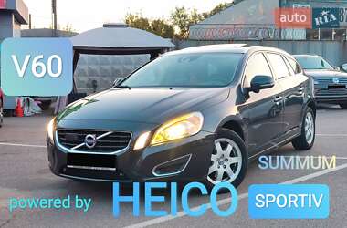 Универсал Volvo V60 2011 в Киеве
