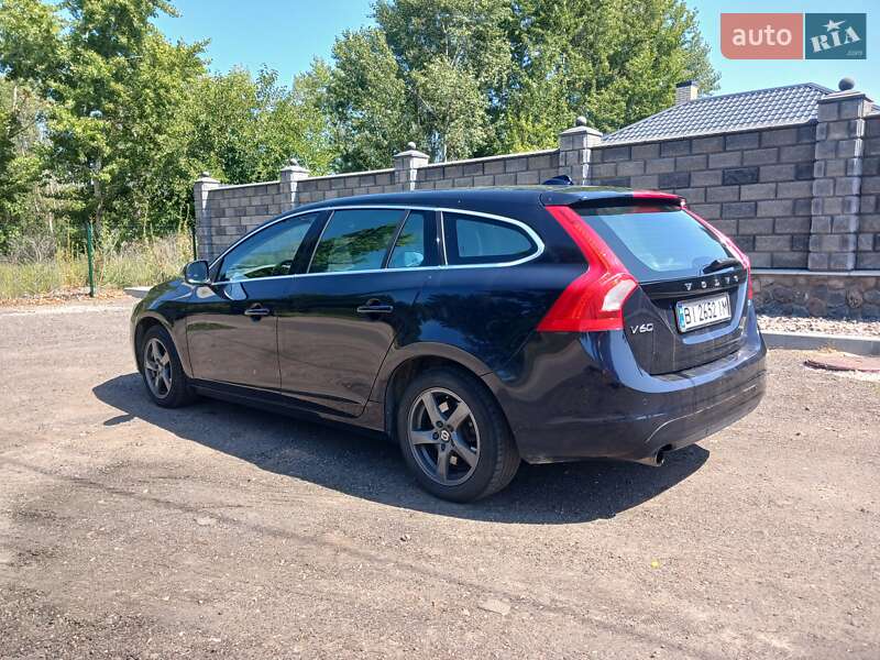 Универсал Volvo V60 2015 в Кременчуге