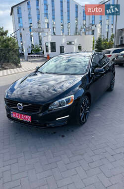 Універсал Volvo V60 2017 в Ірпені