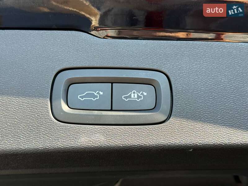 Універсал Volvo V60 2019 в Рівному фото 76 Універсал Volvo V60 2019 в Рівному