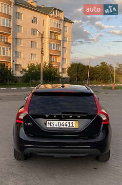 Универсал Volvo V60 2011 в 
