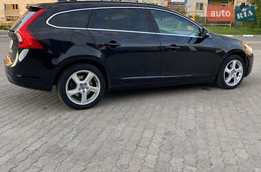 Универсал Volvo V60 2011 в 