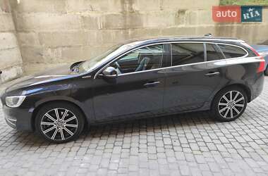 Volvo V60 2014