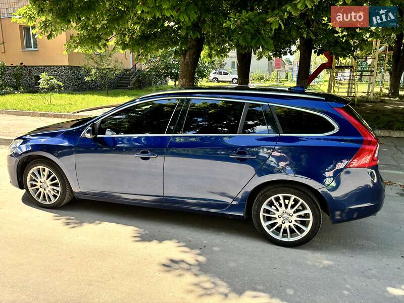 Универсал Volvo V60 2012 в Ровно