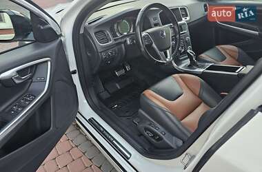 Универсал Volvo V60 2016 в 