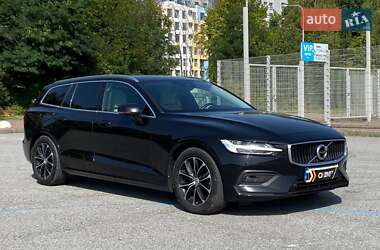 Универсал Volvo V60 2019 в 