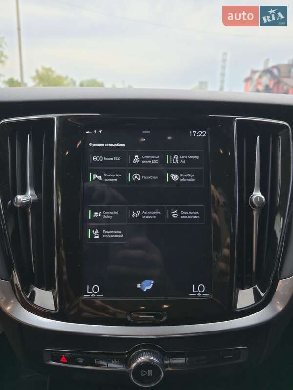 Универсал Volvo V60 2019 в Дрогобыче