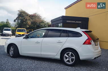 Универсал Volvo V60 2015 в 