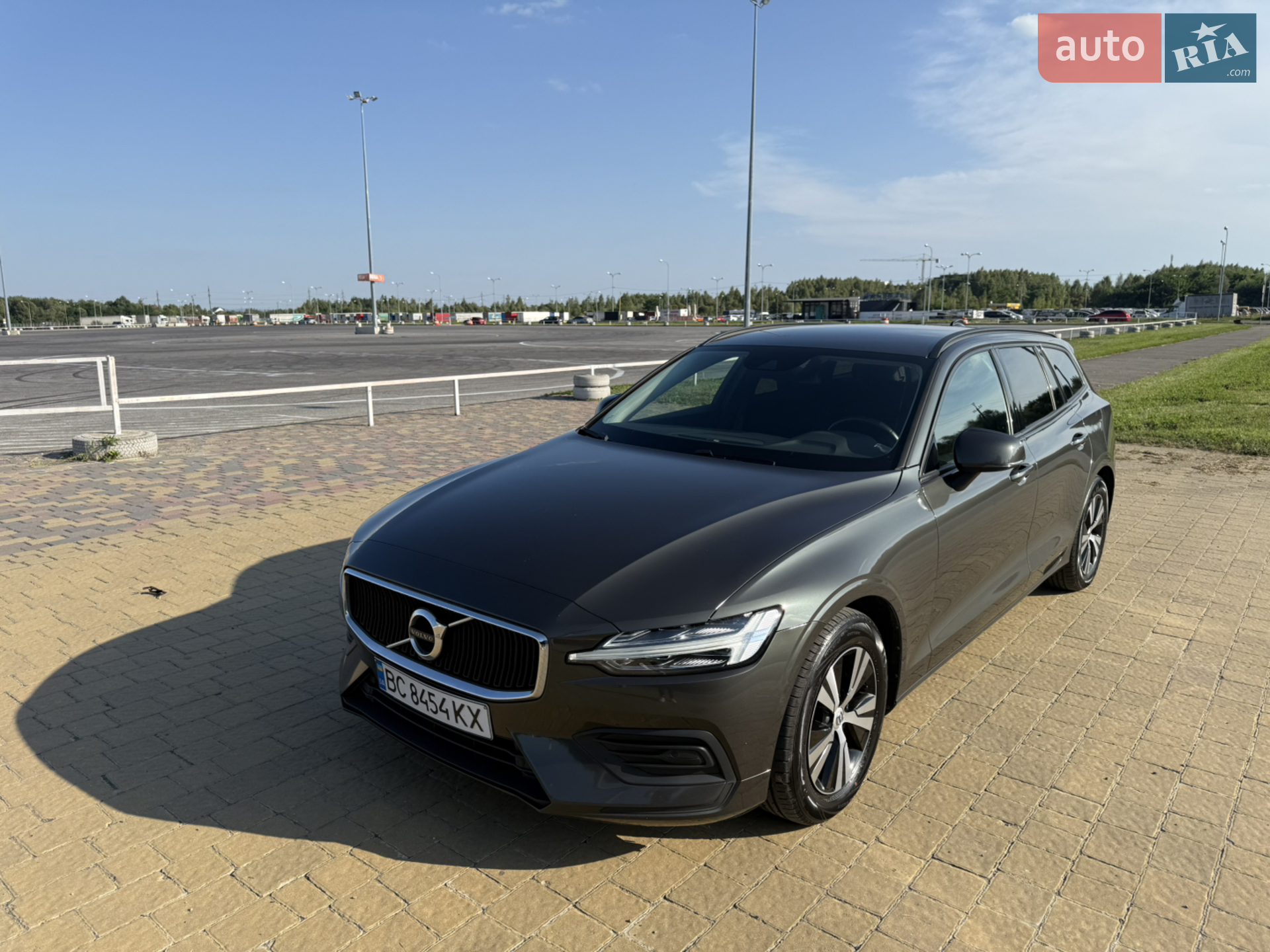 2019 Volvo V60 - мініатюра 11
