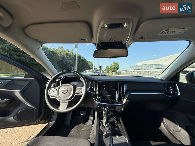 Универсал Volvo V60 2019 в Львове