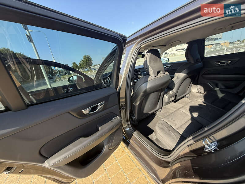 Универсал Volvo V60 2019 в Львове