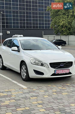 Volvo V60 2012 Volvo V60 2012