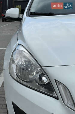 Универсал Volvo V60 2012 в 