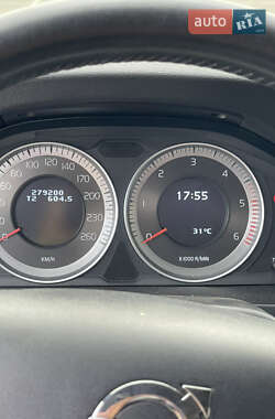 Универсал Volvo V60 2012 в 