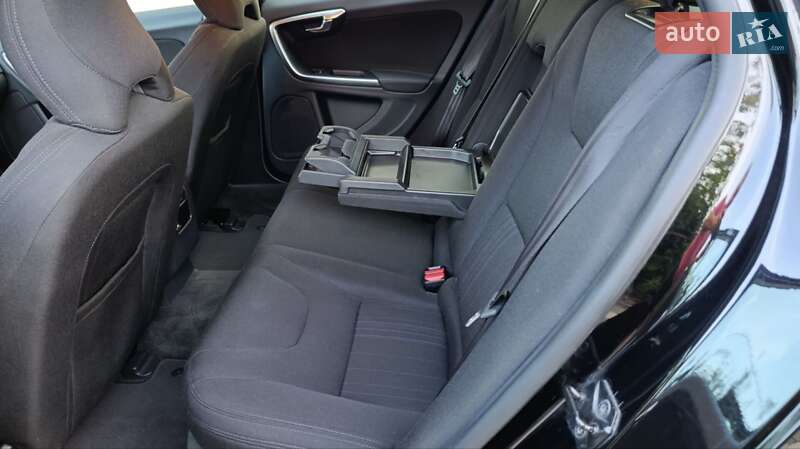 Универсал Volvo V60 2011 в Стрые