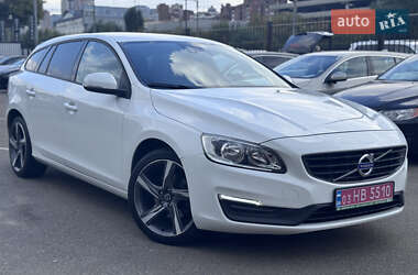 Volvo V60 2016