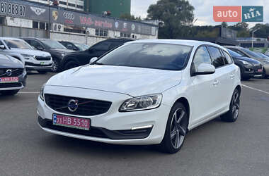 Универсал Volvo V60 2016 в 