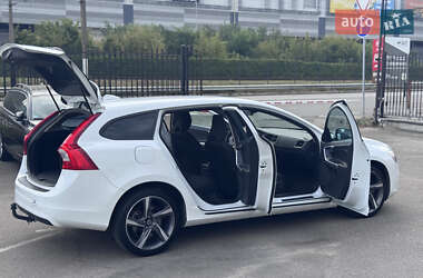 Универсал Volvo V60 2016 в 