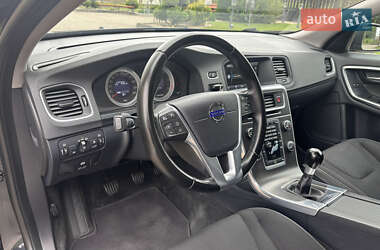 Універсал Volvo V60 2013 в 