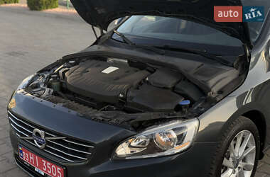 Універсал Volvo V60 2014 в 