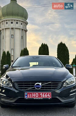 Універсал Volvo V60 2015 в Рівному