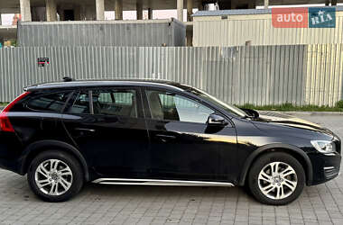 Универсал Volvo V60 2017 в 
