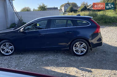 Универсал Volvo V60 2014 в 