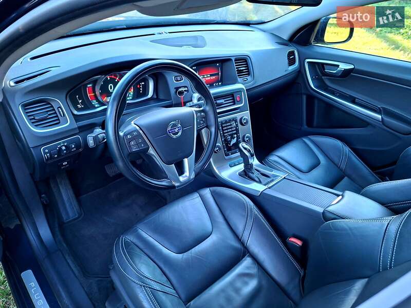 Универсал Volvo V60 2014 в Ровно