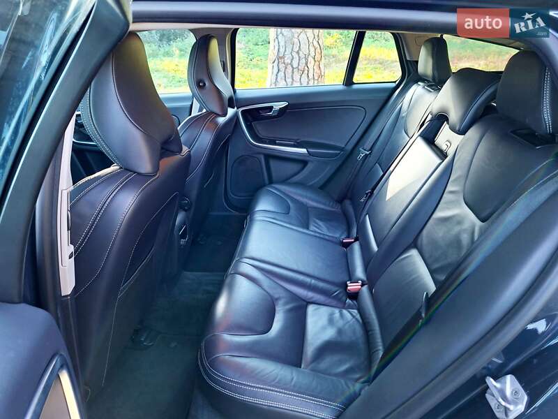 Универсал Volvo V60 2014 в Ровно