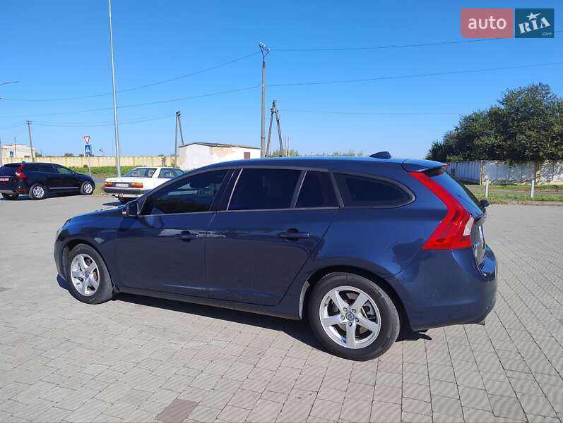 Универсал Volvo V60 2014 в Владимире