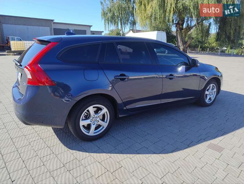 Универсал Volvo V60 2014 в Владимире