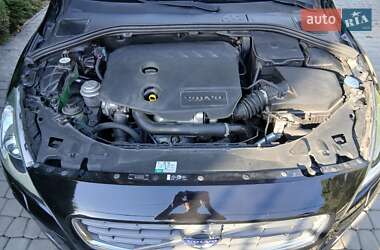 Универсал Volvo V60 2011 в 